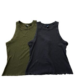 Lot of 2 Old Navy Cropped tank tops Size L (Navy and Olive green)